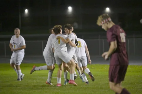 Bristol rebounds from loss to best Lakers